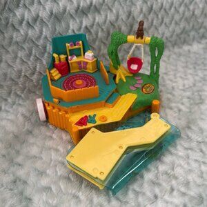 Vintage Bluebird Polly Pocket Canoe Action Park